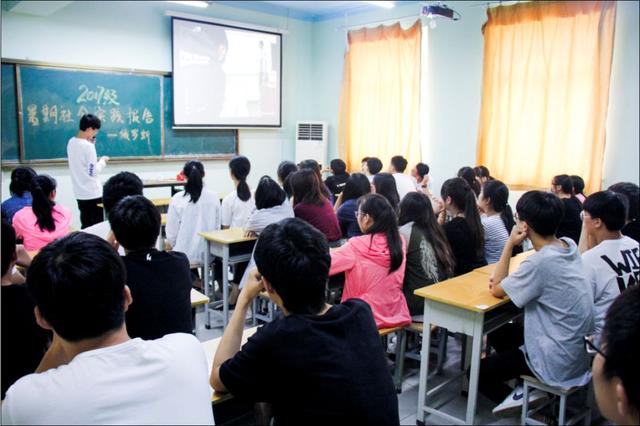 俄罗斯暑期访学报告｜见过世界的孩子 更懂得努力学习的意义